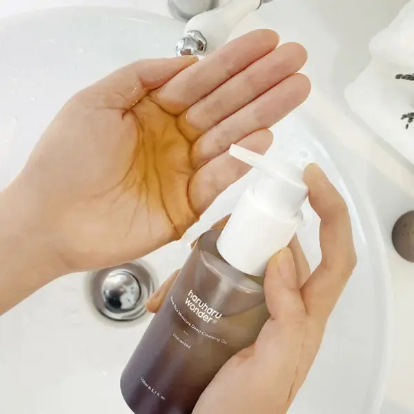 haru haru wonder black rice moisture deep cleansing oil beautyprincessgr 2-600×600